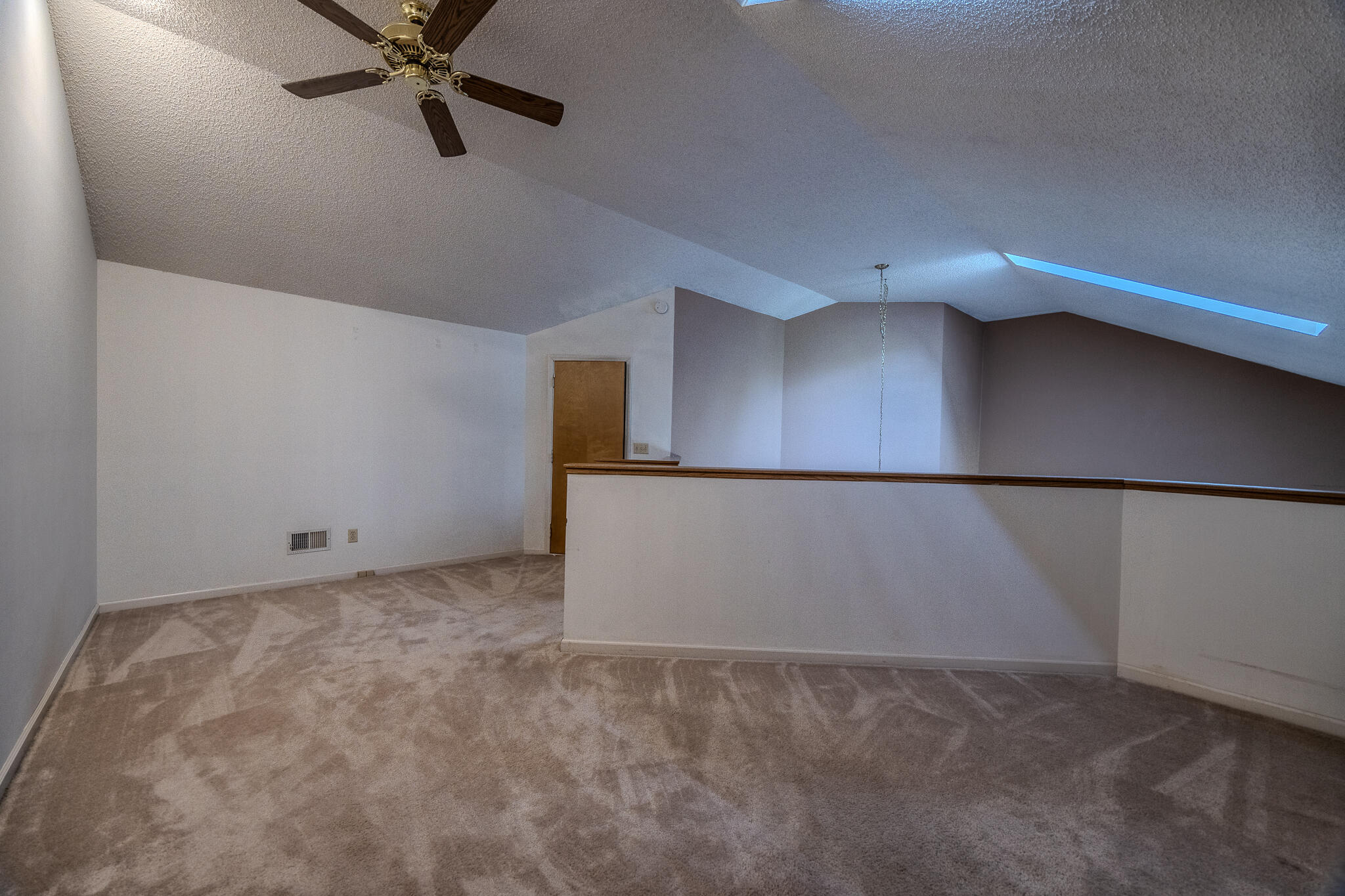 305 Wimbledon Drive Property Photo 26