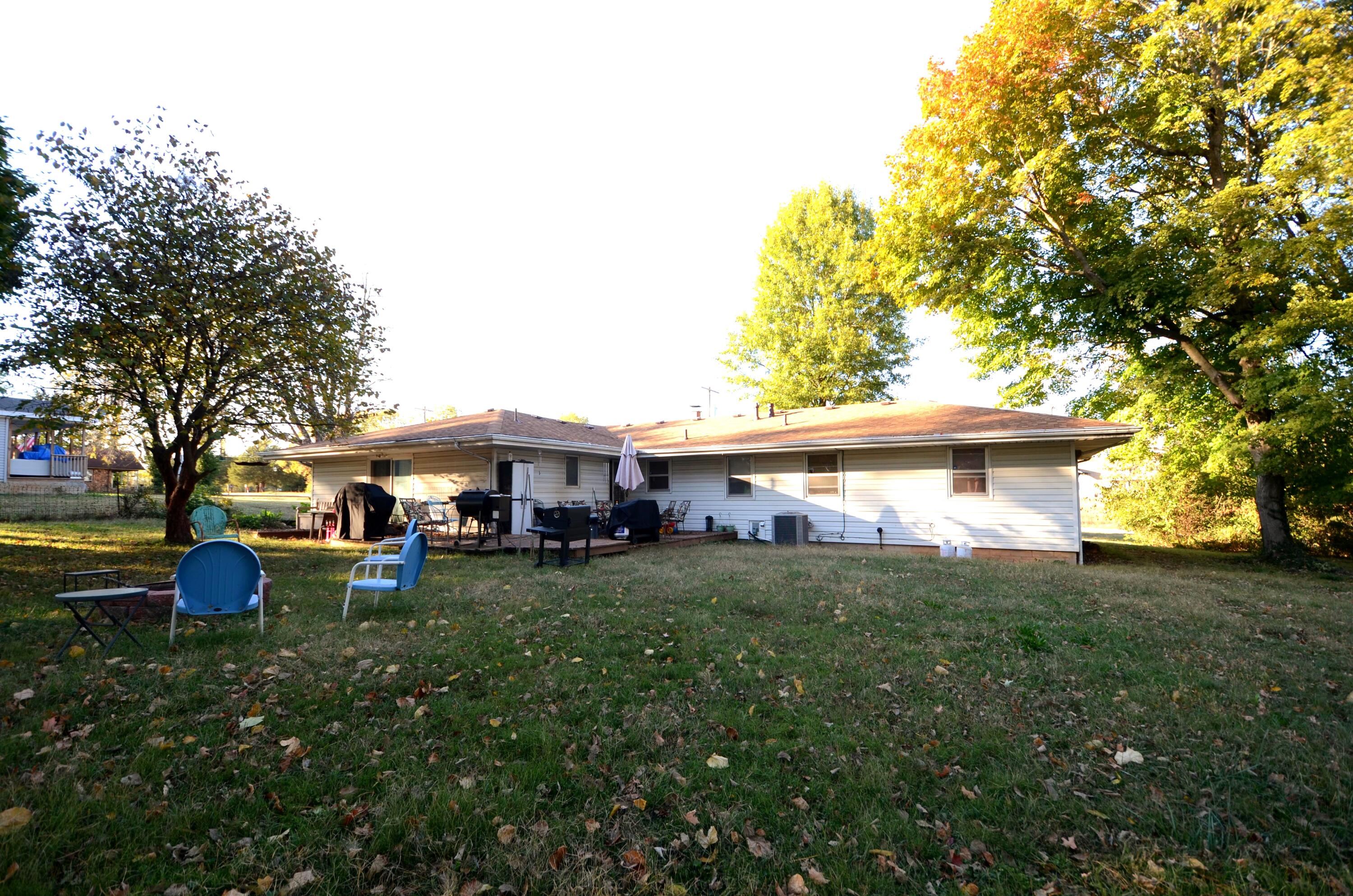 5248 West Farm Road 156 Property Photo 6