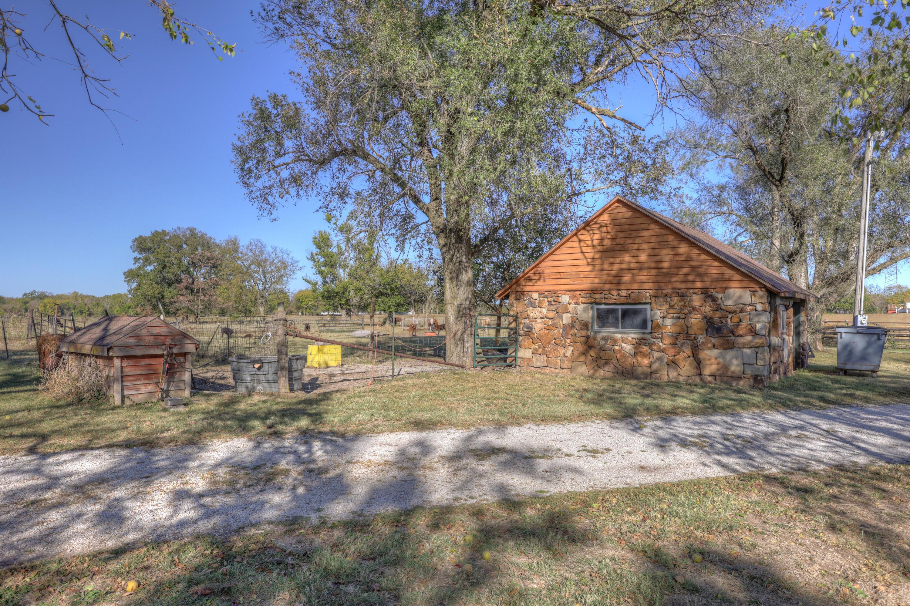 8429 Elm Road Property Photo 41