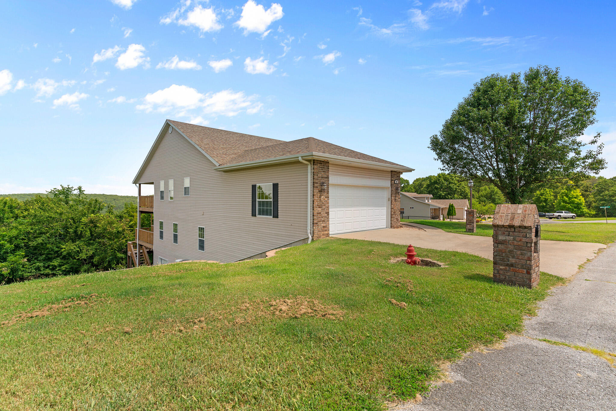 31 Howard Circle Property Photo 1