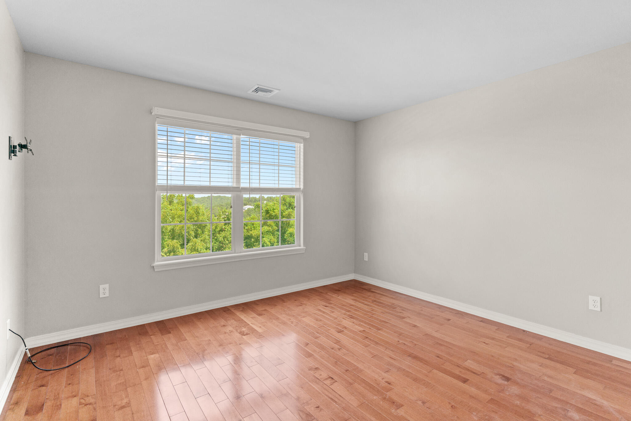 31 Howard Circle Property Photo 17