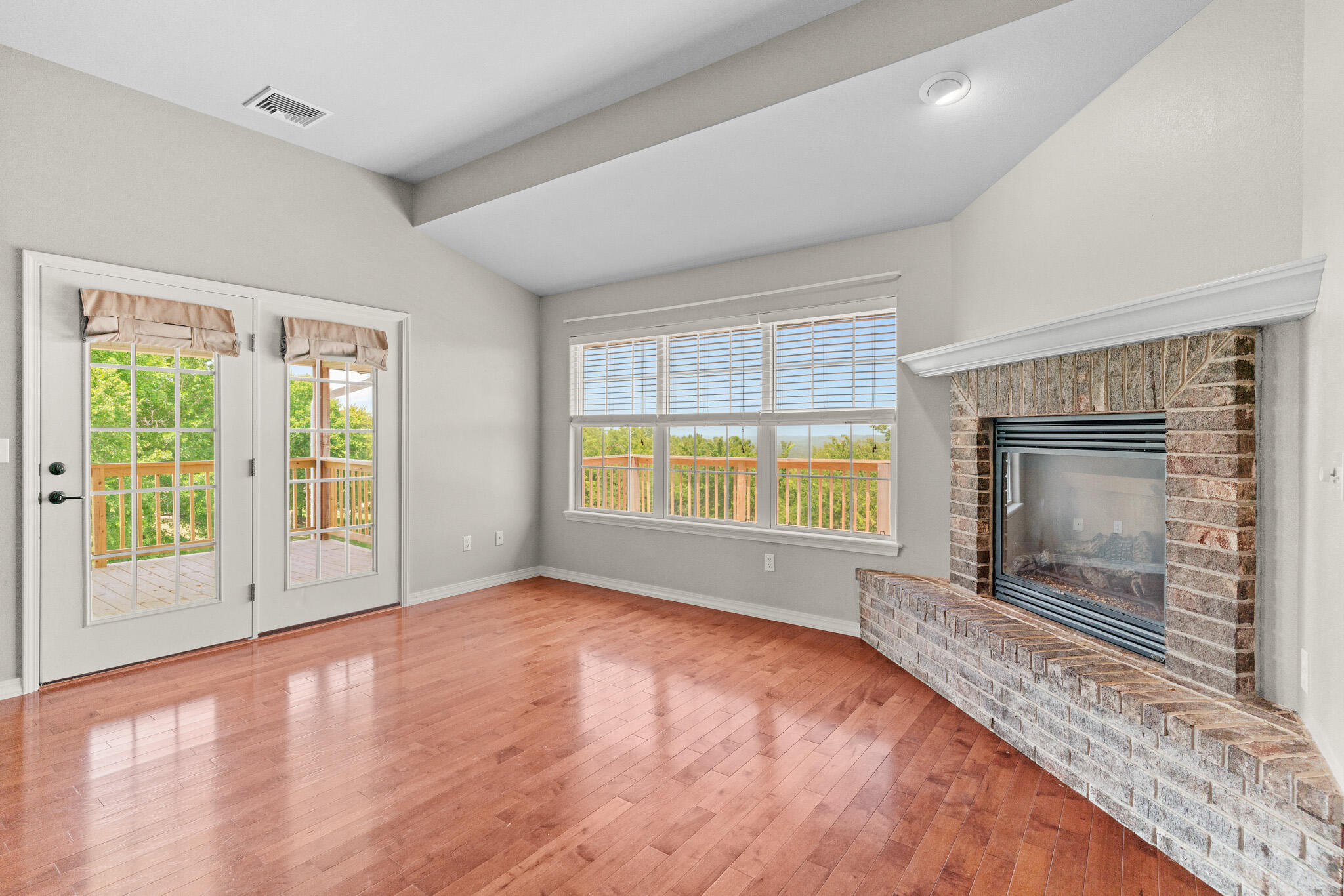 31 Howard Circle Property Photo 18