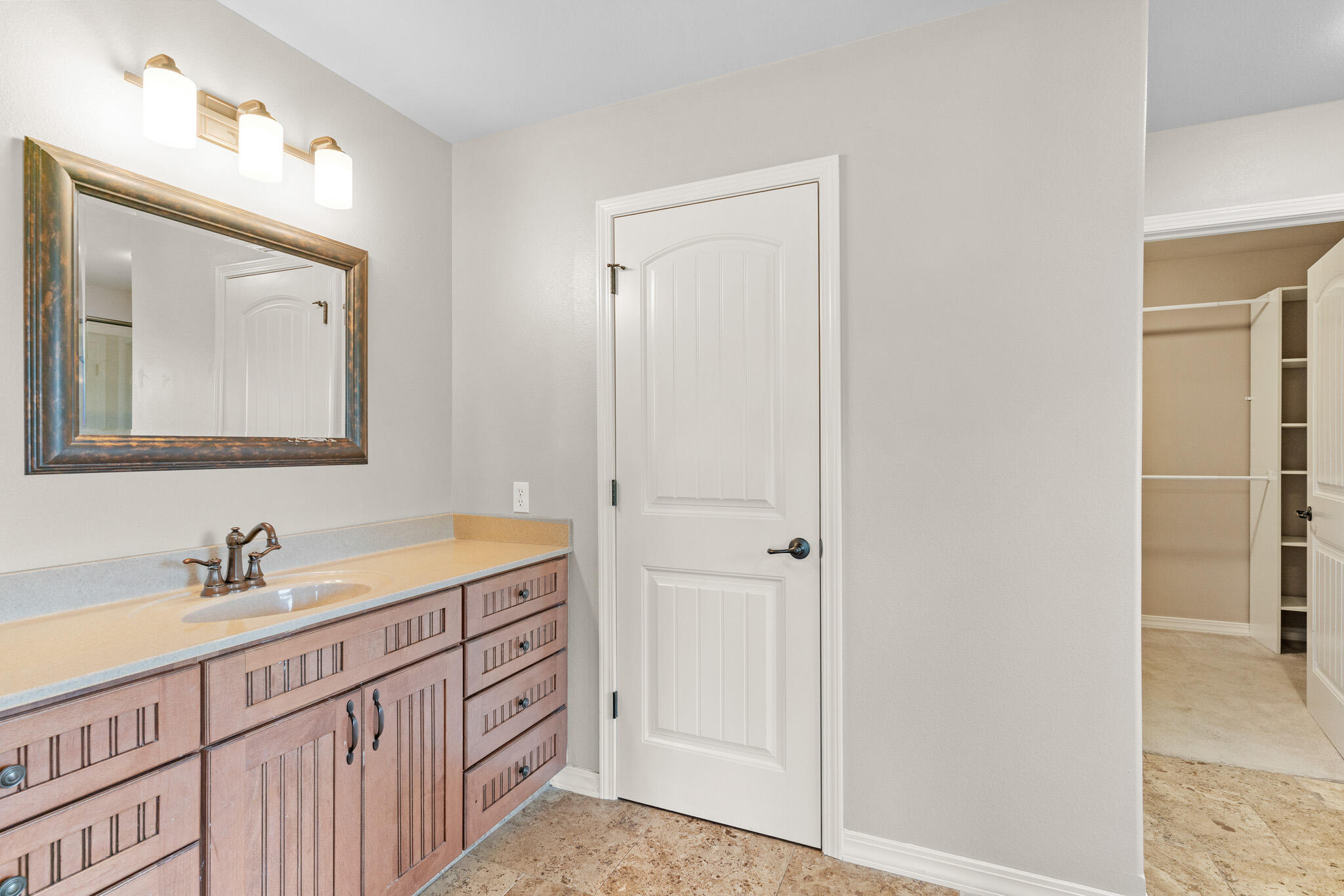 31 Howard Circle Property Photo 21