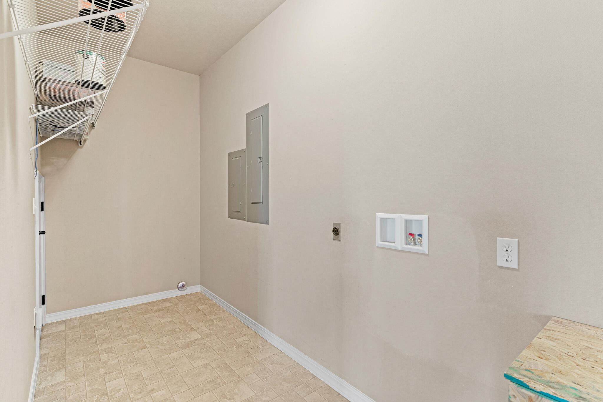 31 Howard Circle Property Photo 39