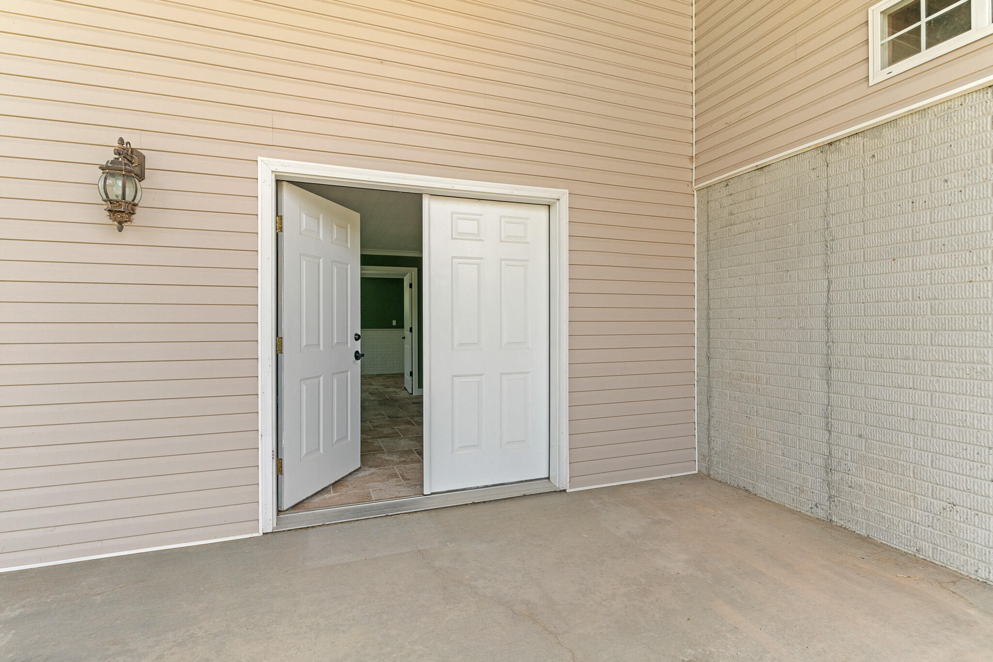 31 Howard Circle Property Photo 43