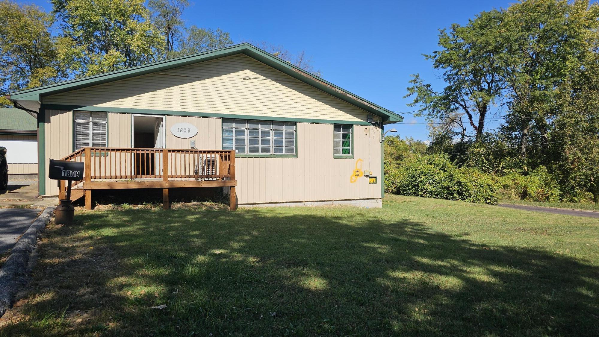 1809 West Mt Vernon Street Property Photo 2