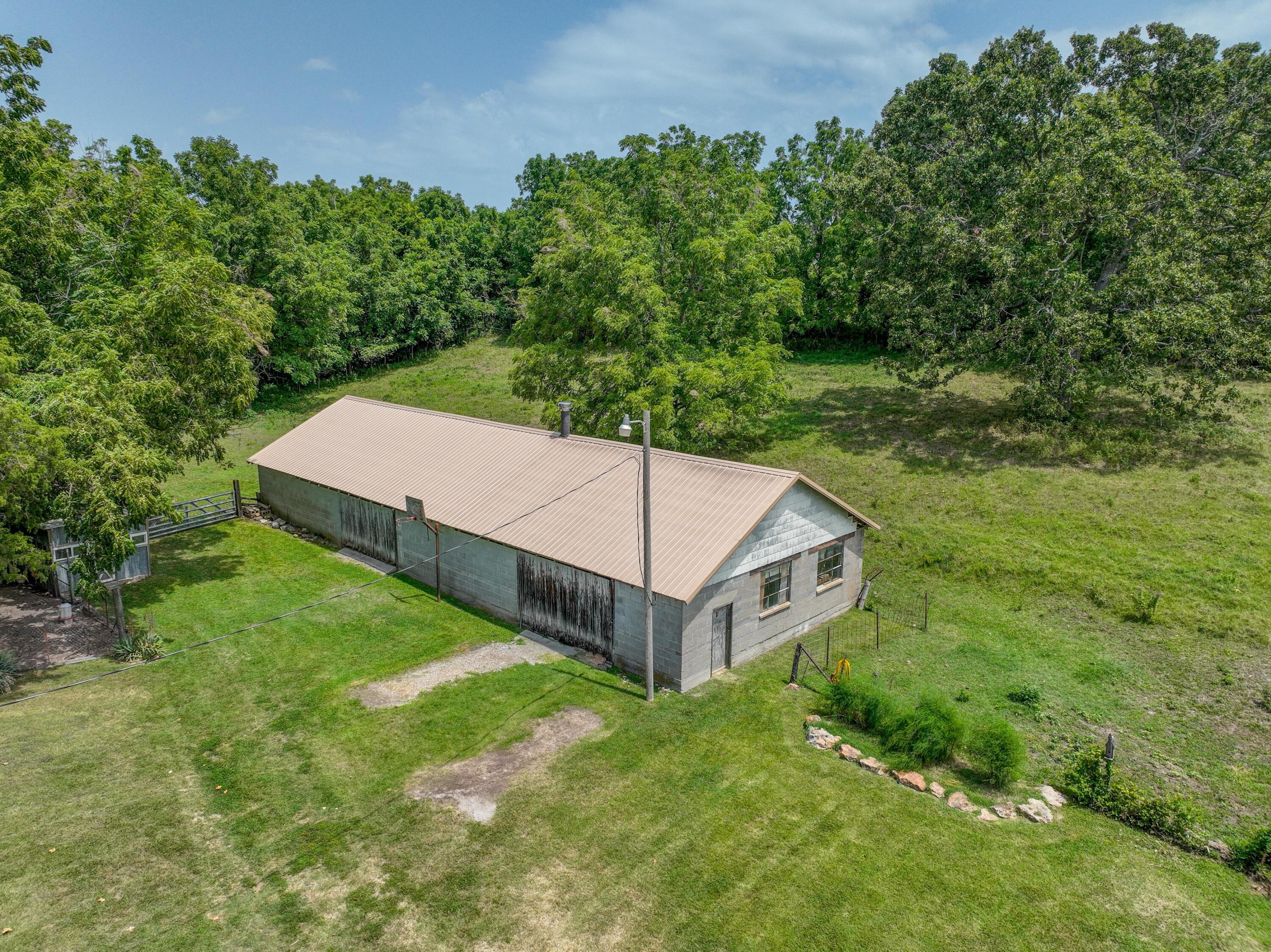 9092 Hwy 86 Property Photo 56