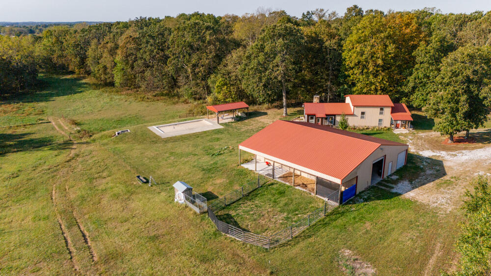 620 Washam Road Property Photo 2