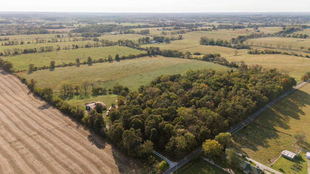 620 Washam Road Property Photo 5