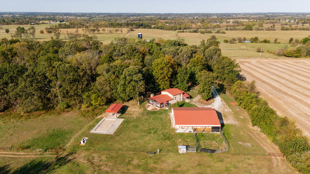 620 Washam Road Property Photo 8