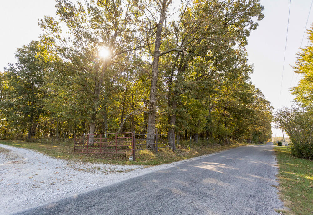 620 Washam Road Property Photo 16