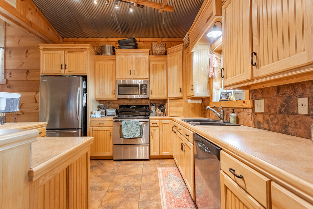 620 Washam Road Property Photo 27