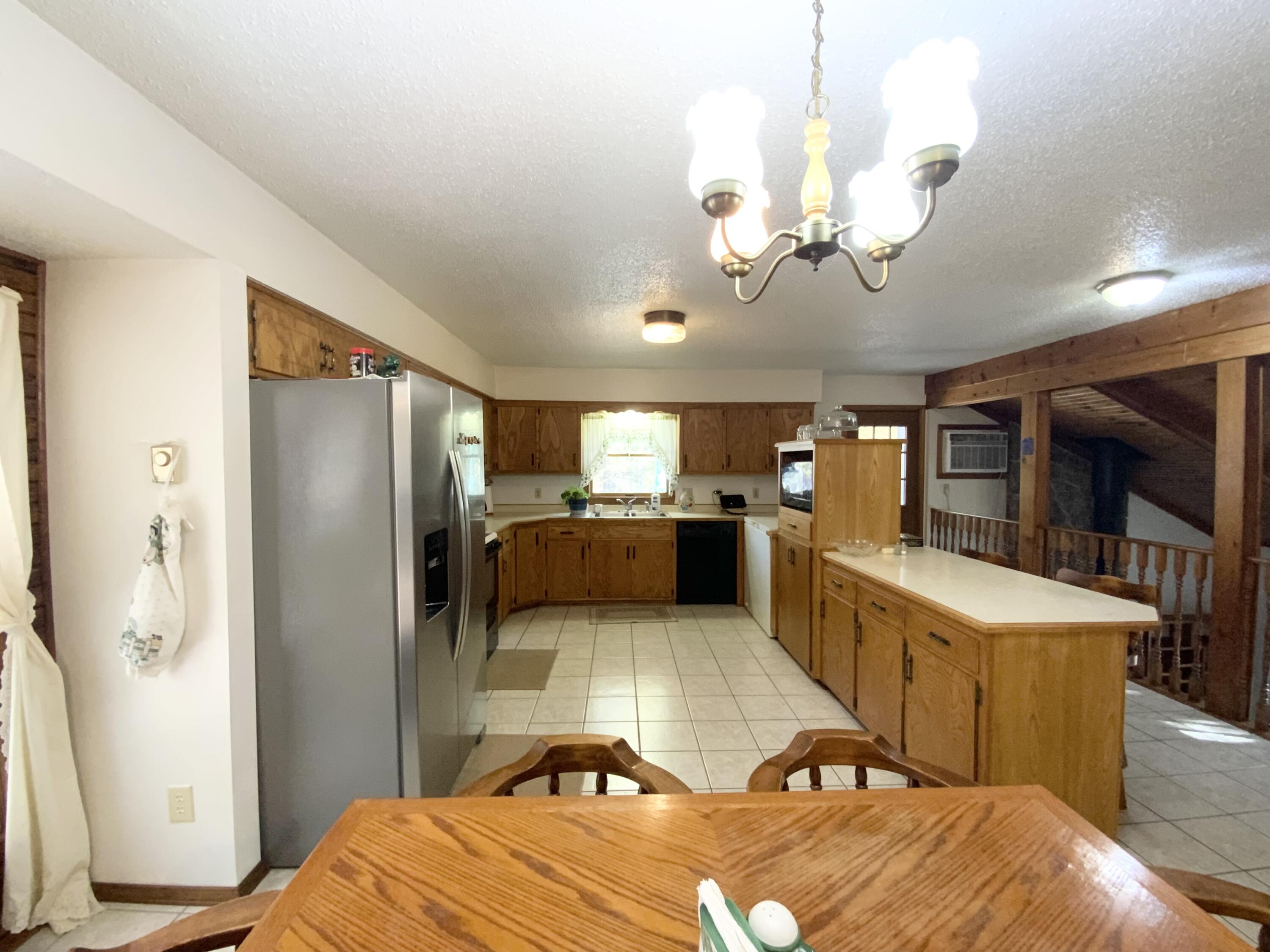 1814 State Highway 125 Property Photo 10