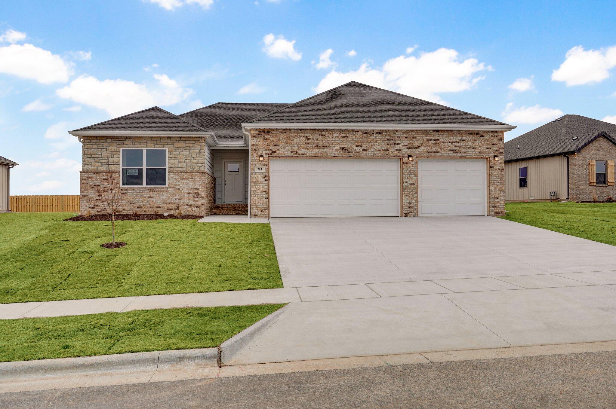 703 North Quantum Court Property Photo 1