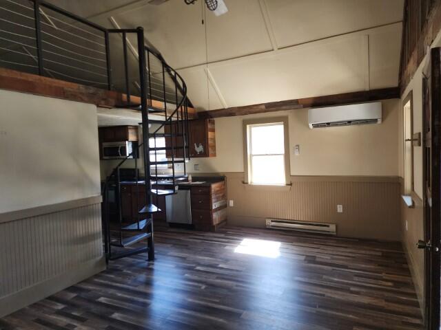 272 Woodward Drive Property Photo 3