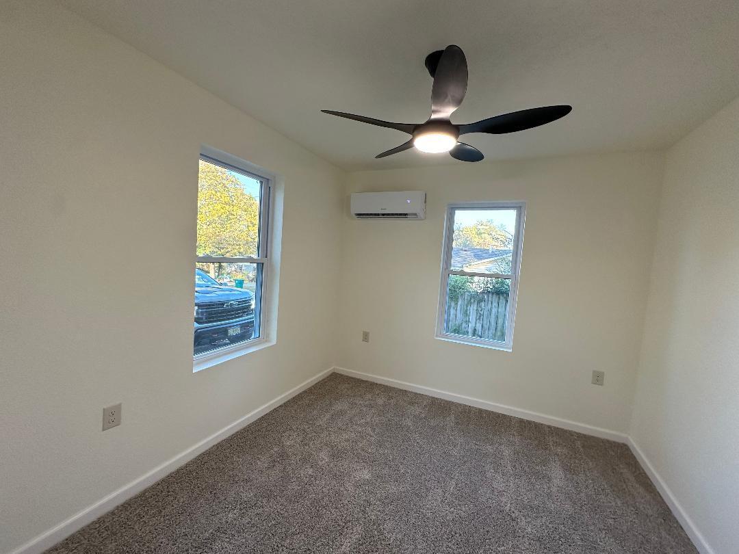 320 West North Street Property Photo 12
