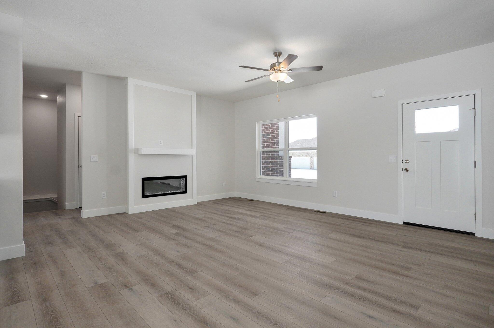 704 North Quantum Court Property Photo 12