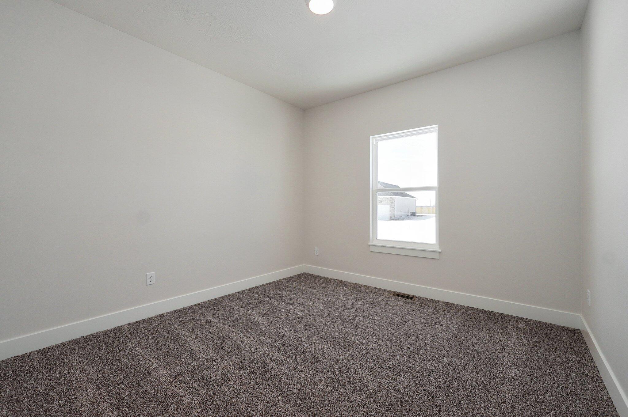 704 North Quantum Court Property Photo 28