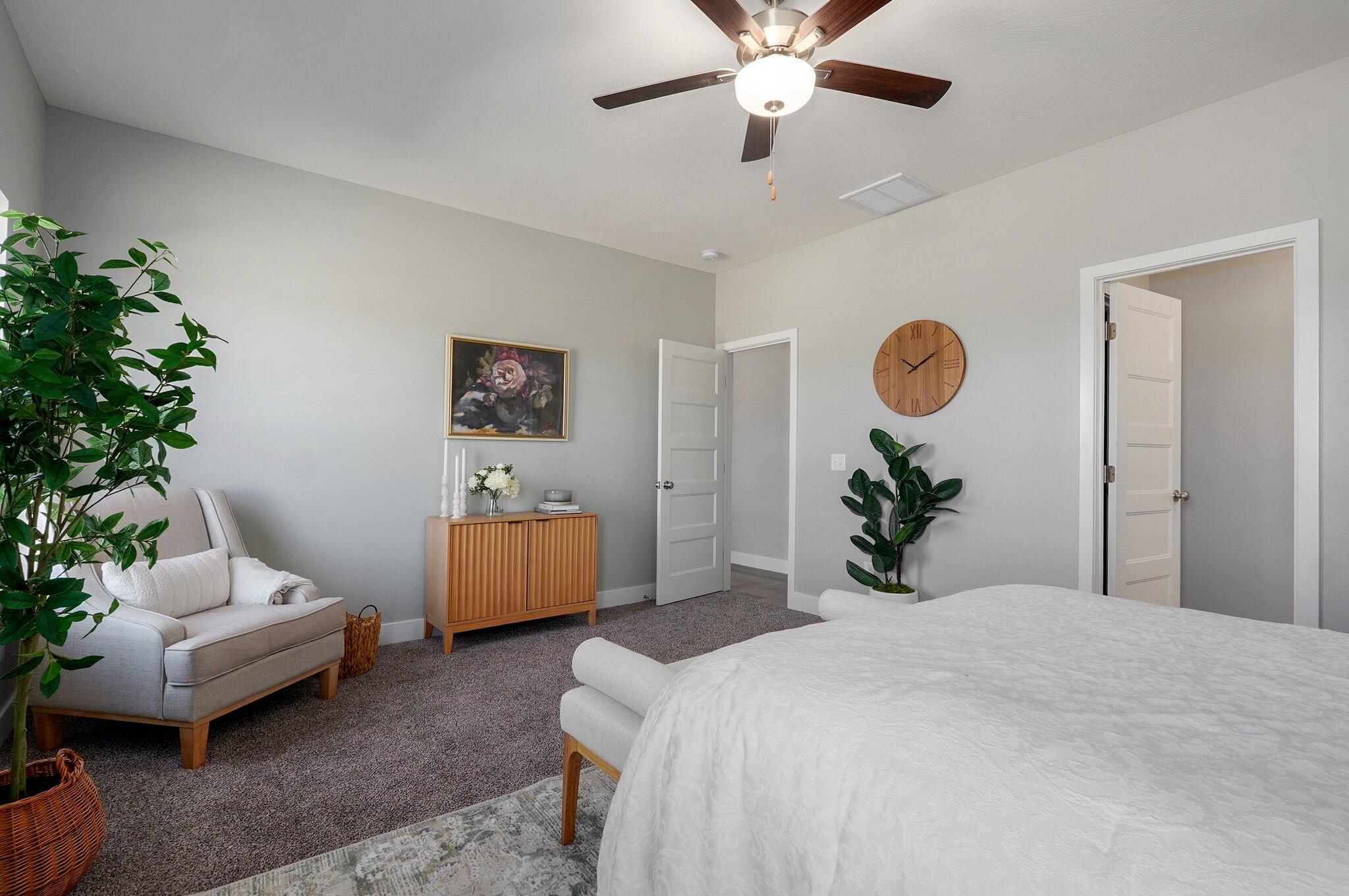 702 North Quantum Court Property Photo 18