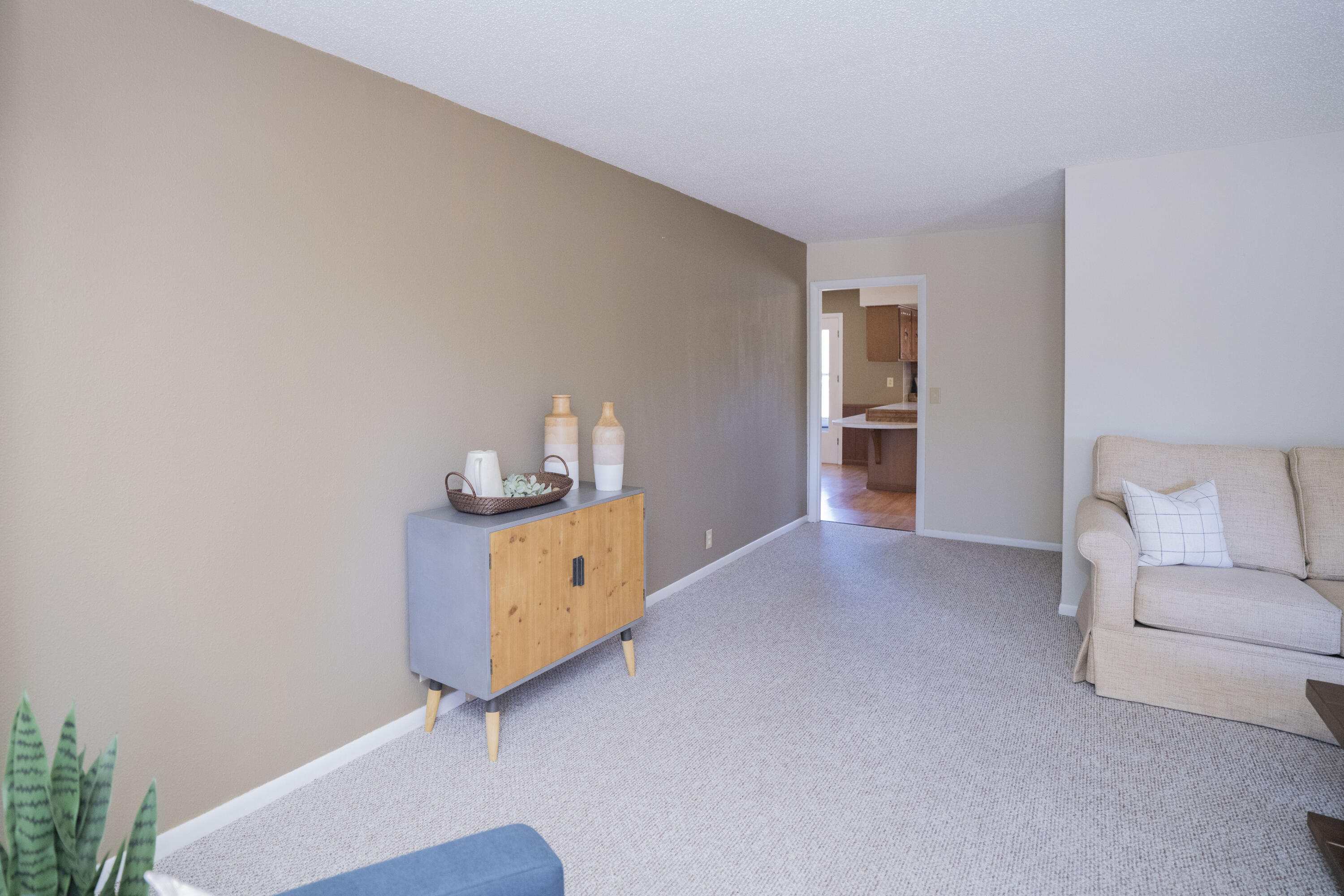 626 North Park Place Property Photo 5