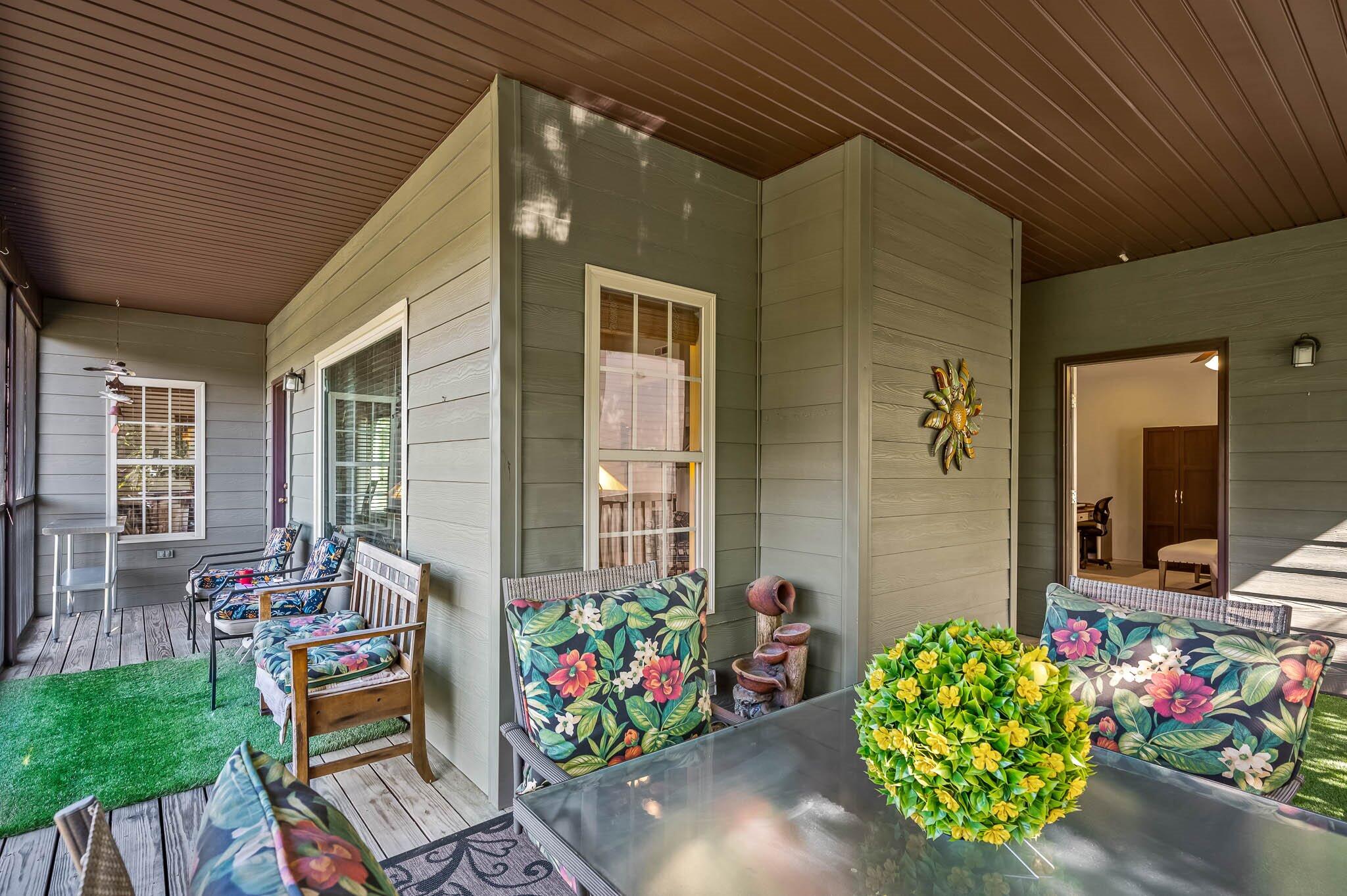 1241 Golf Drive Property Photo 6