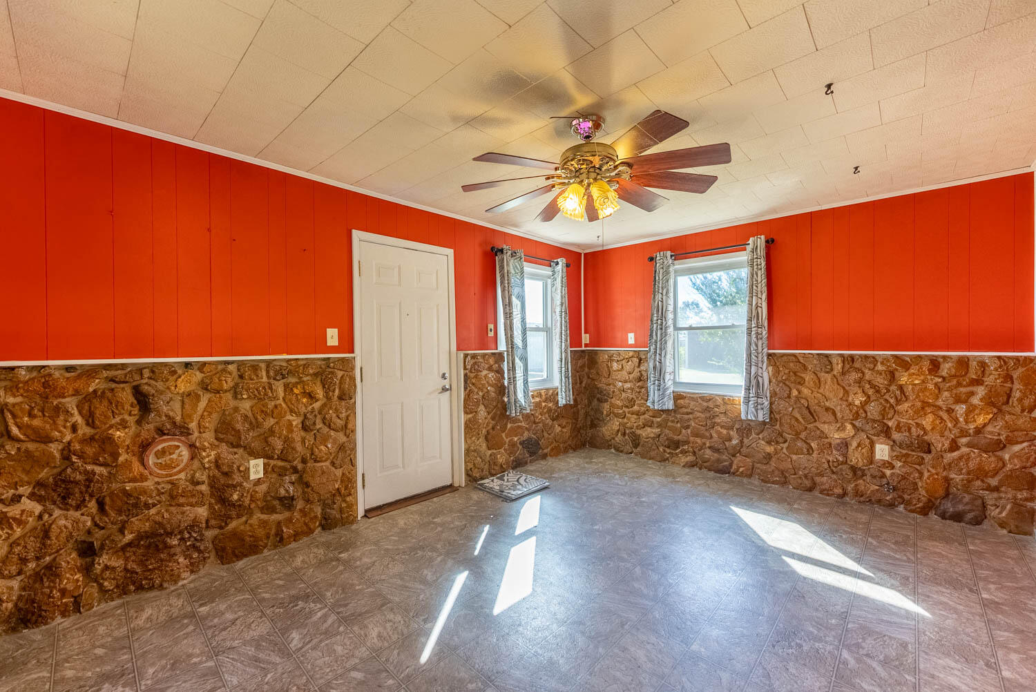 567 New Hope Road Property Photo 9