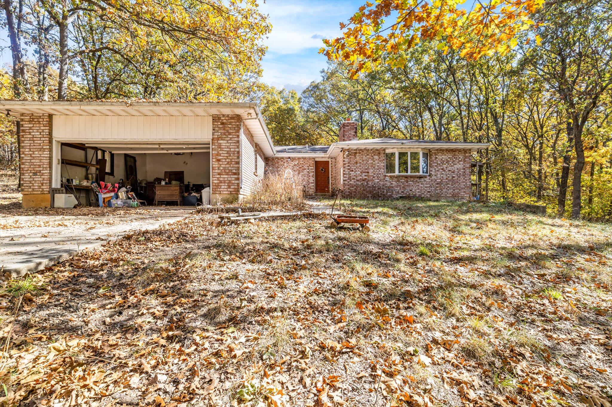 191 Honeysuckle Road Property Photo 1