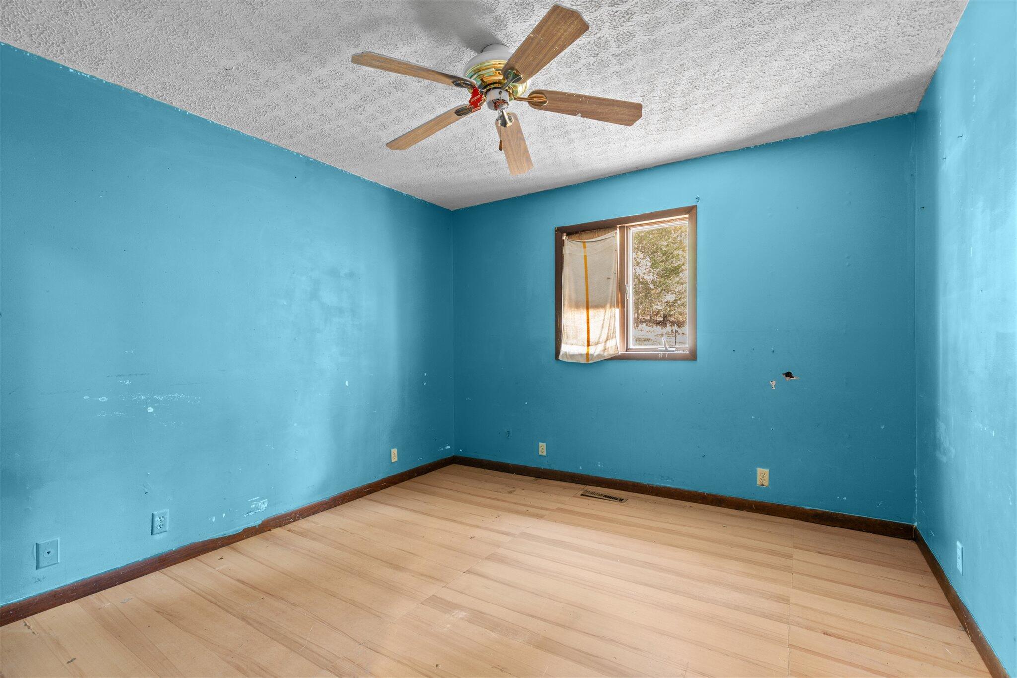 191 Honeysuckle Road Property Photo 13