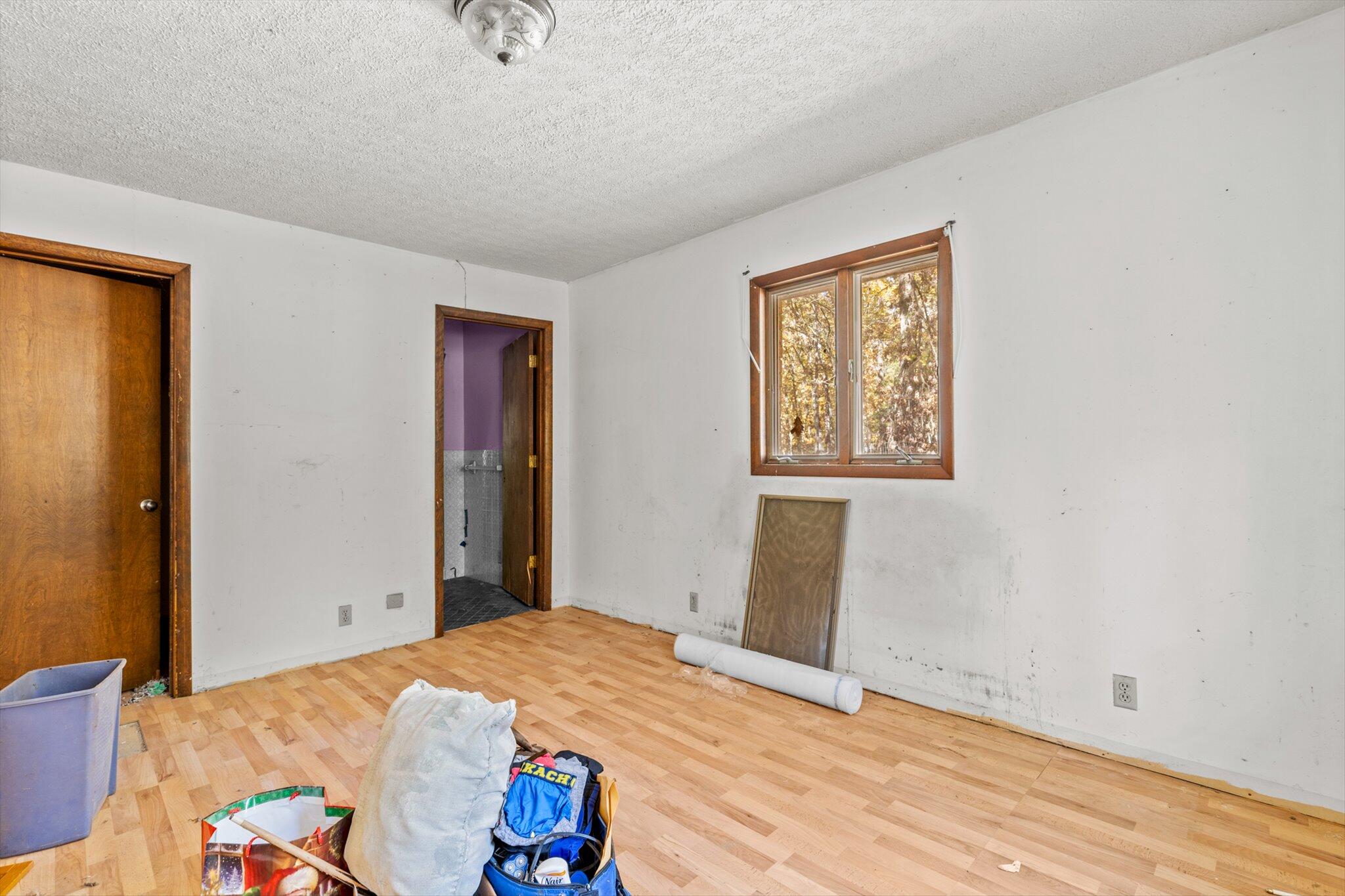191 Honeysuckle Road Property Photo 15