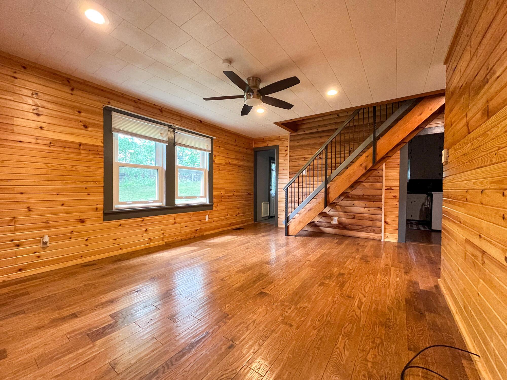1025 Woodland Avenue Property Photo 3