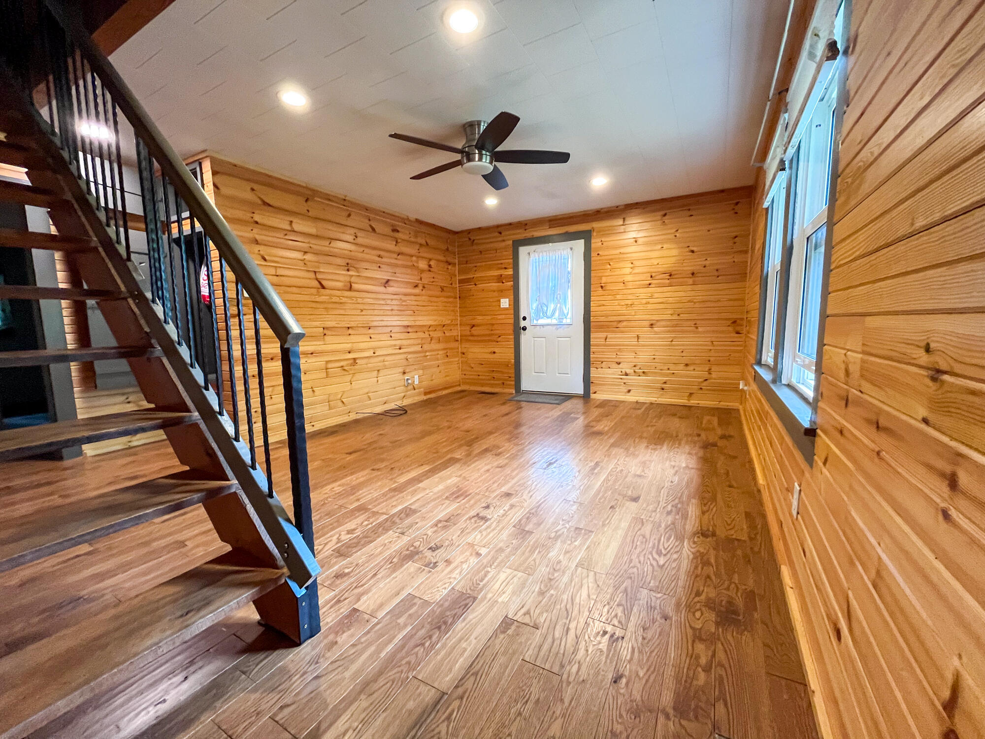 1025 Woodland Avenue Property Photo 5