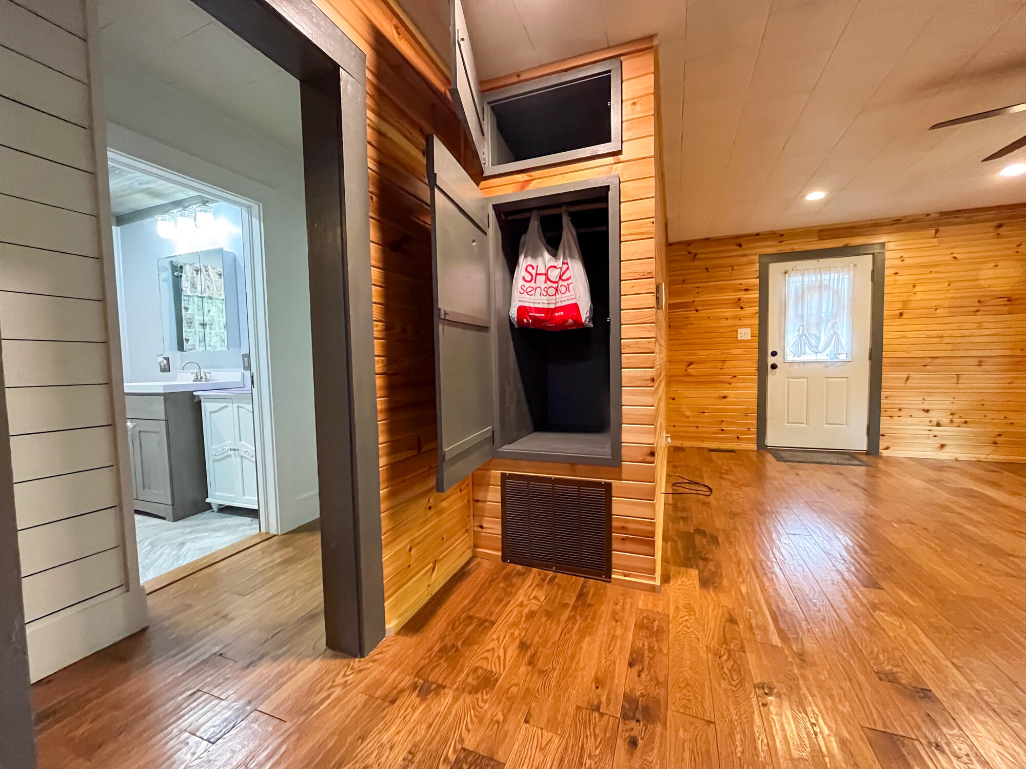 1025 Woodland Avenue Property Photo 6