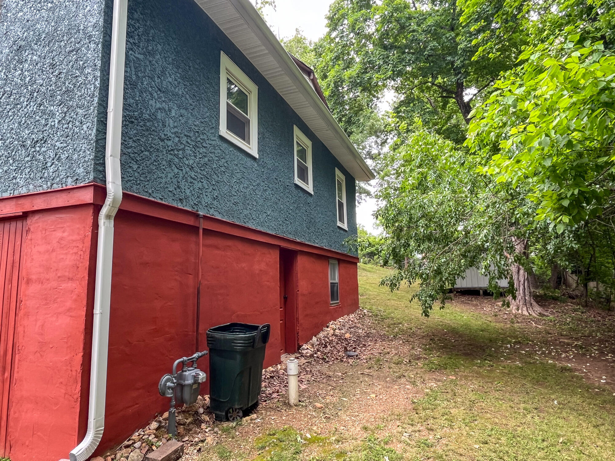 1025 Woodland Avenue Property Photo 35