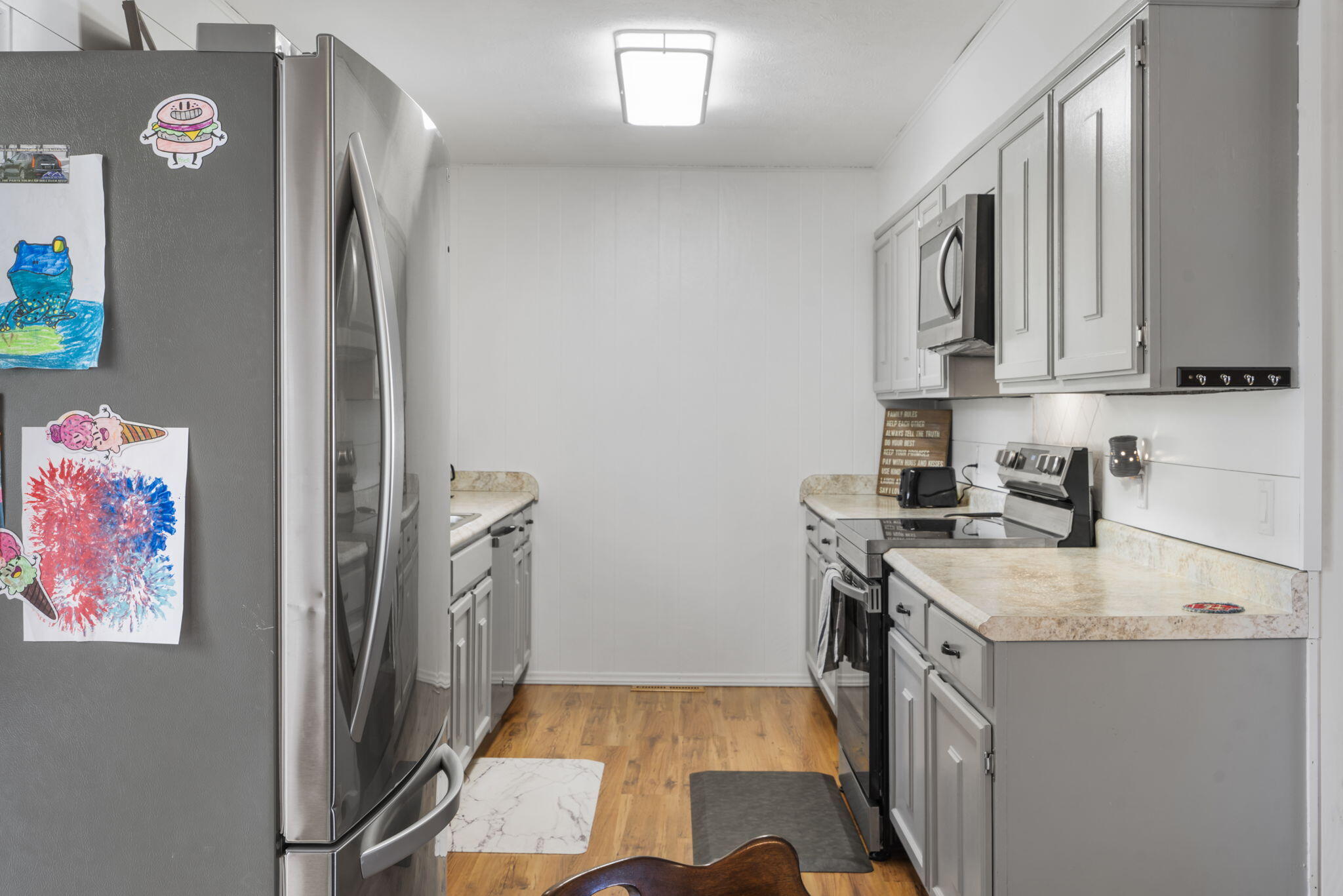225 Elim Street Property Photo 8