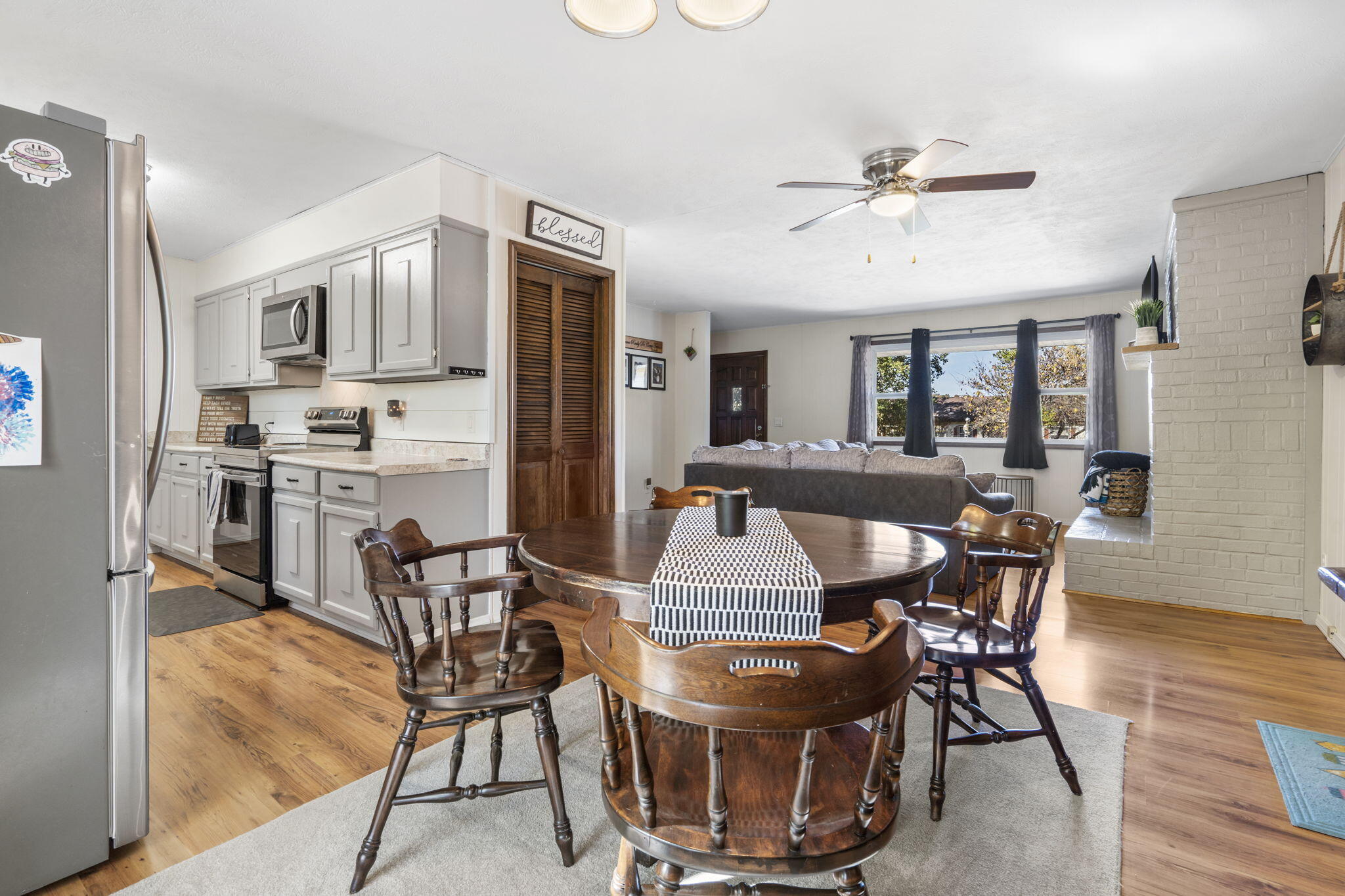 225 Elim Street Property Photo 10