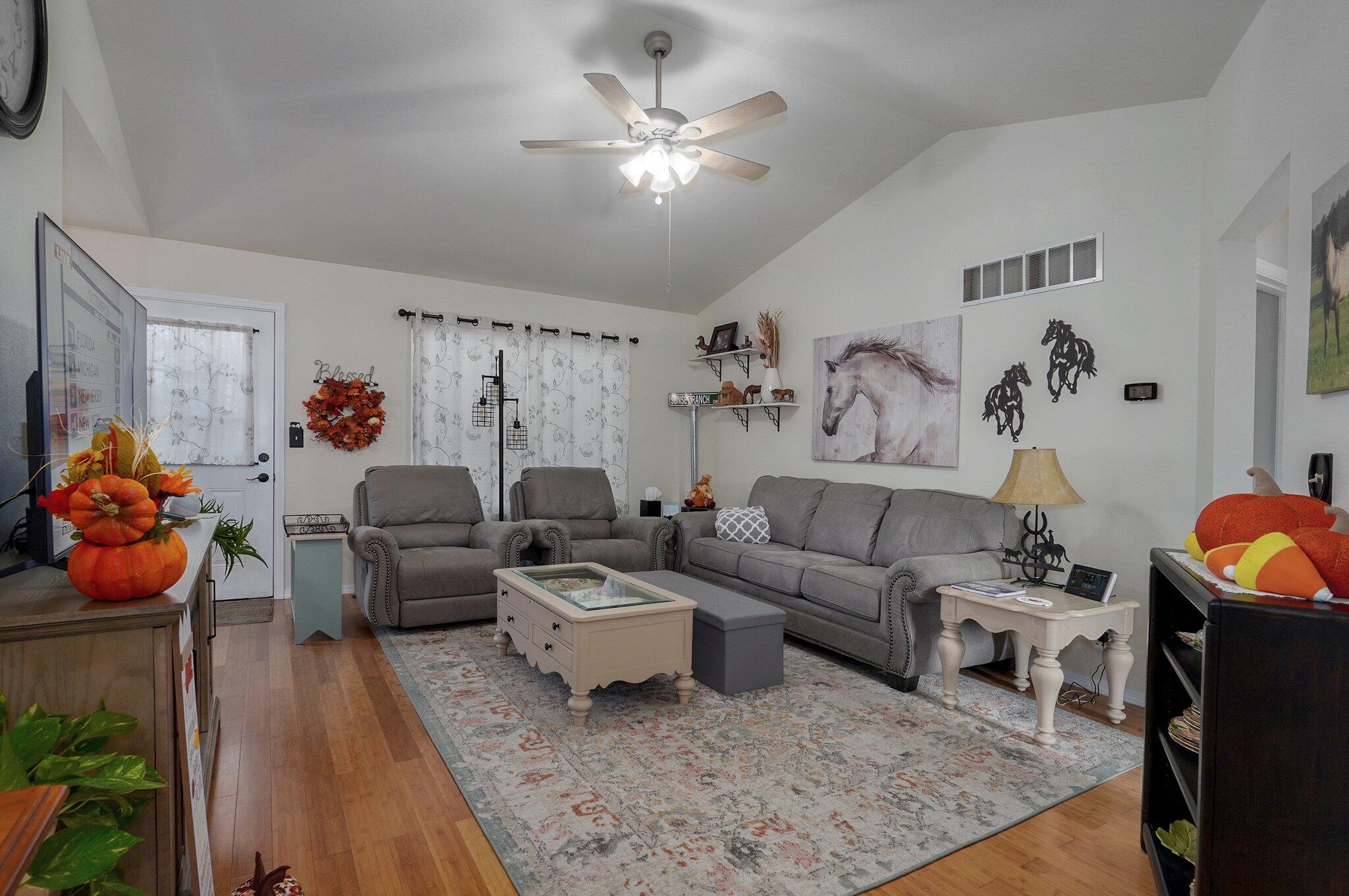 397 Micahs Crossing Property Photo 5