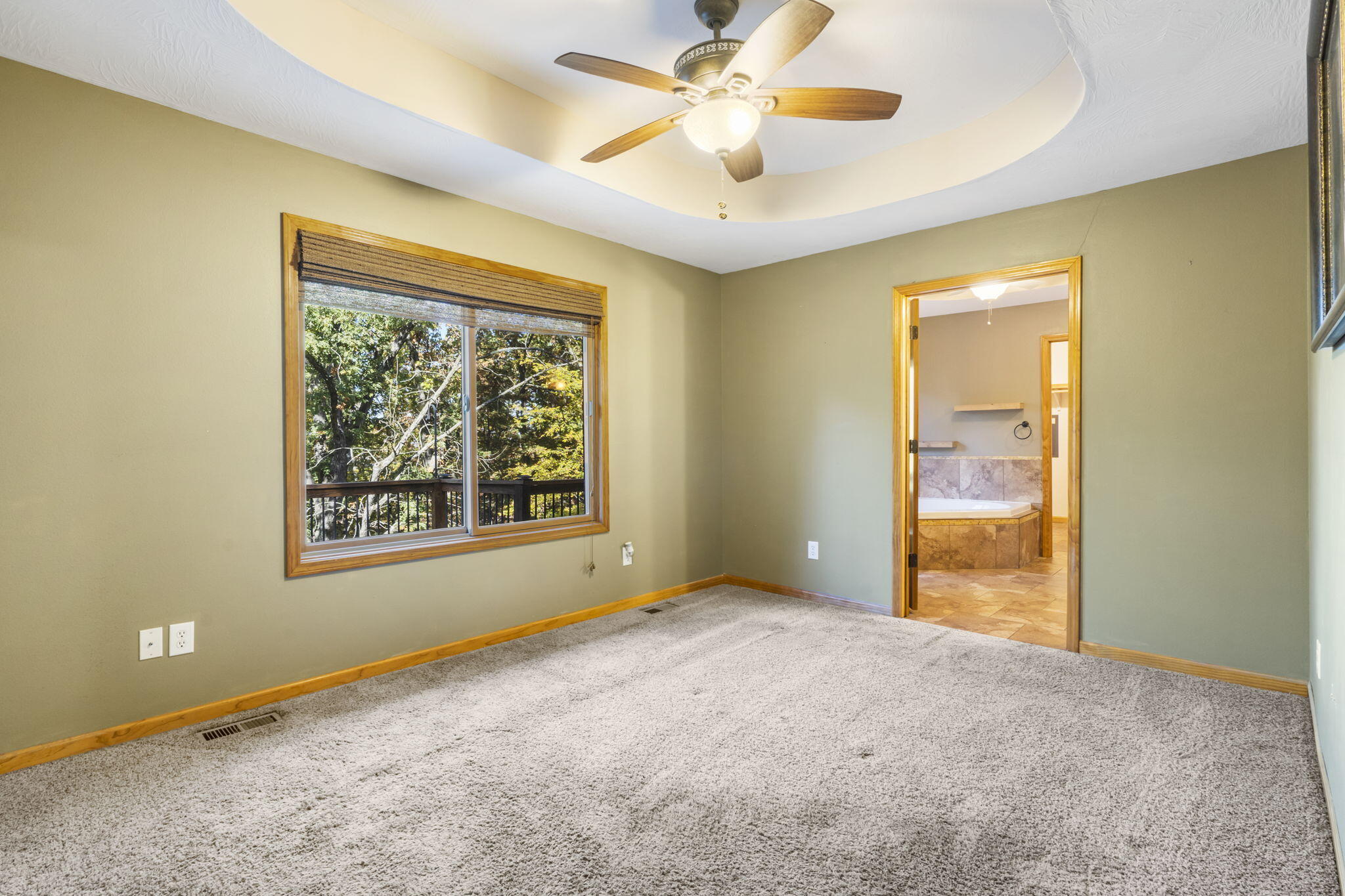 55 Lovers Lane Property Photo 23