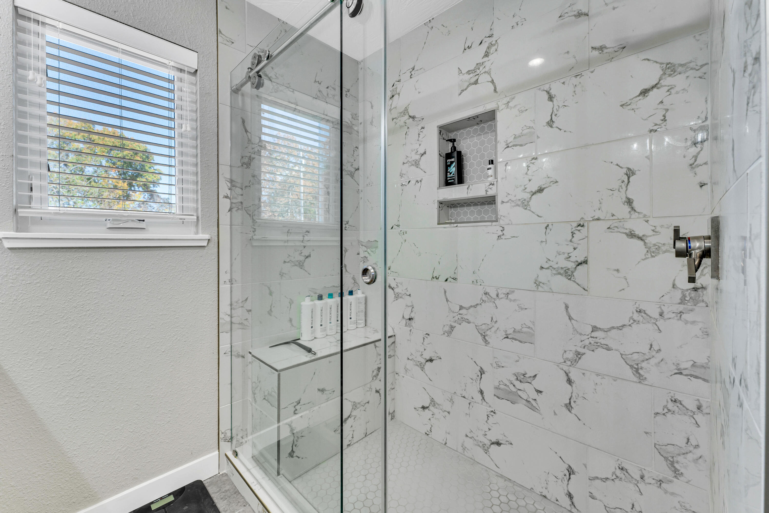 1301 Sanders Road Property Photo 11