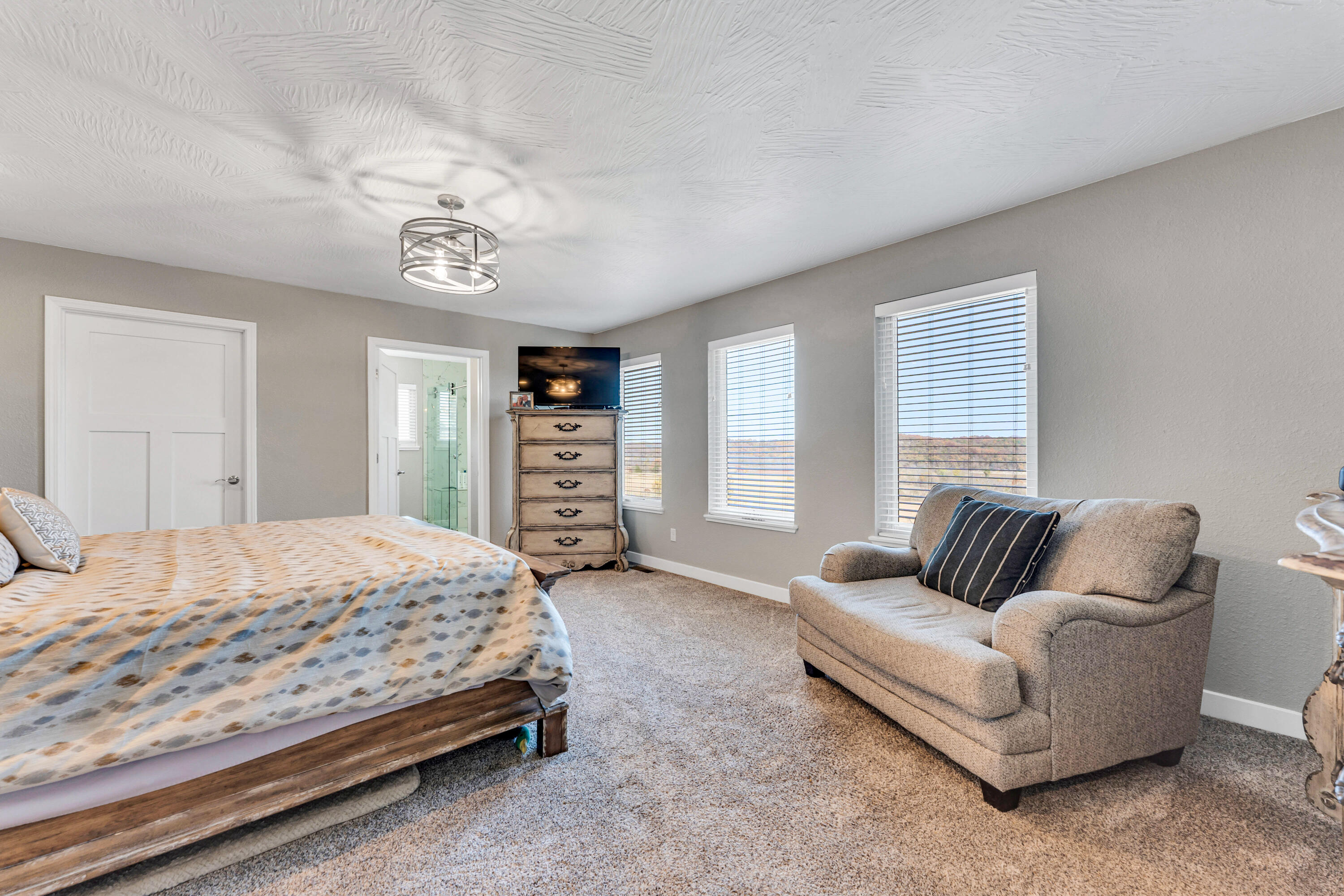 1301 Sanders Road Property Photo 19