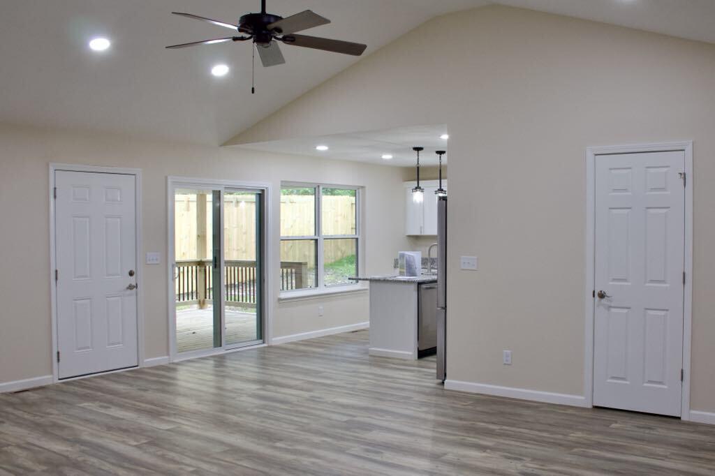 136 Mound Street Property Photo 6