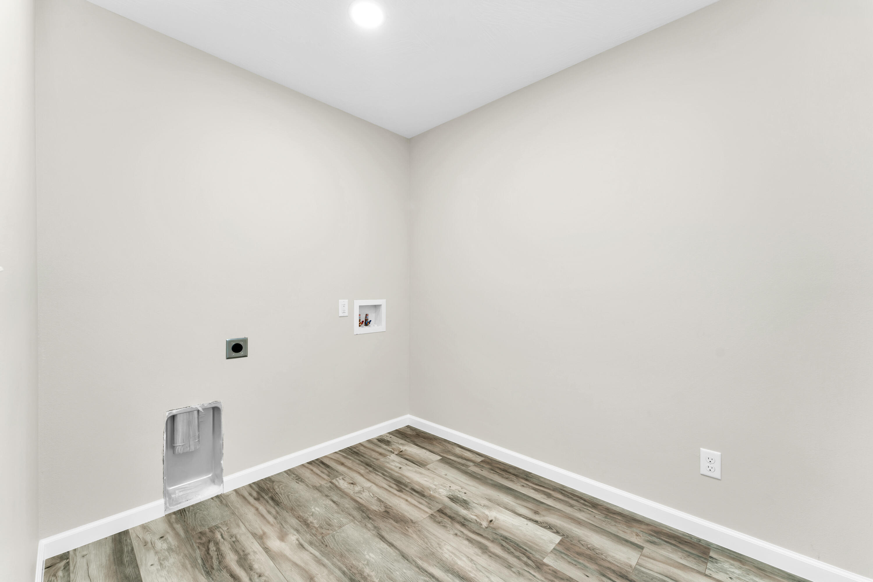 136 Mound Street Property Photo 14