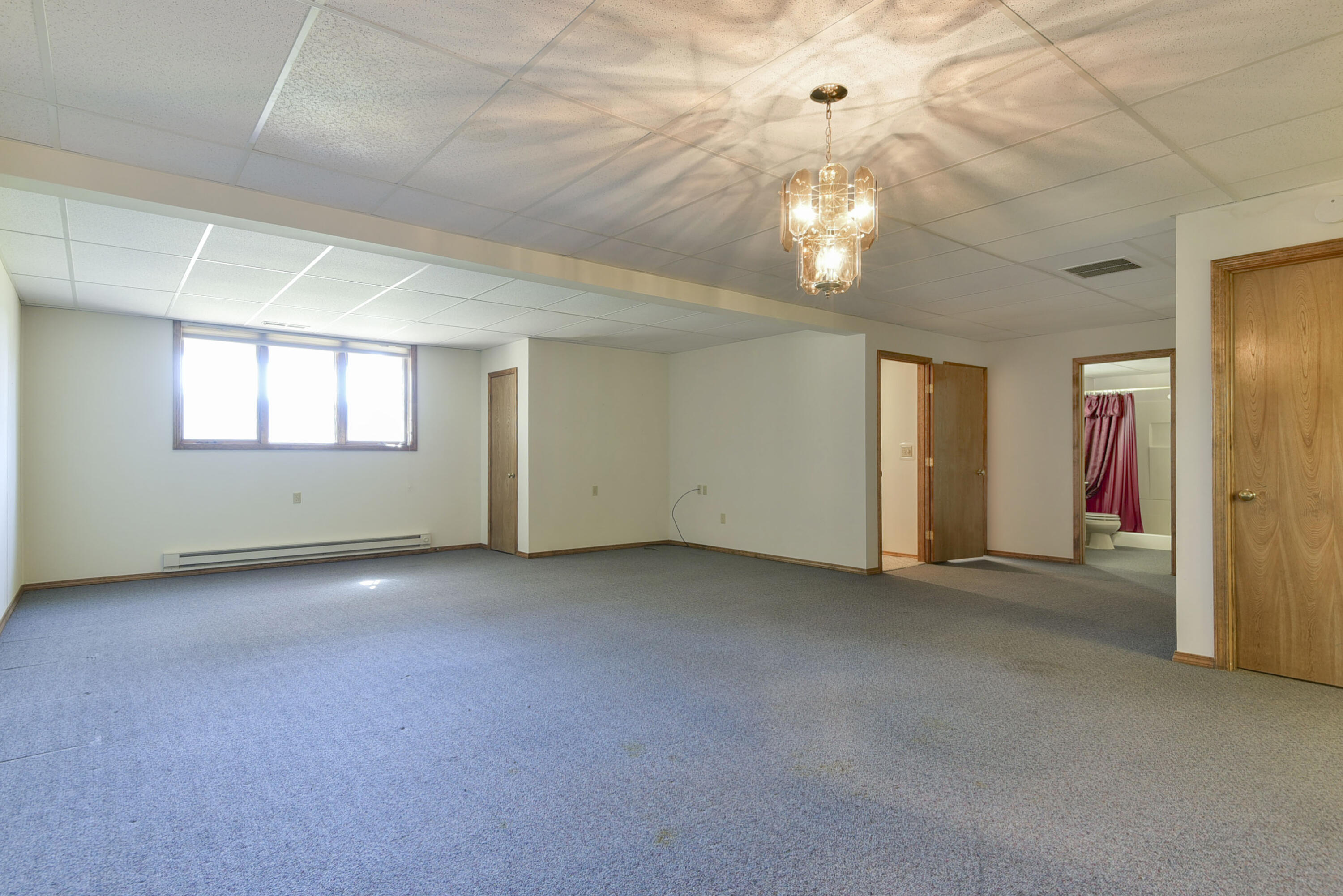 1462 East Powell Street Property Photo 24