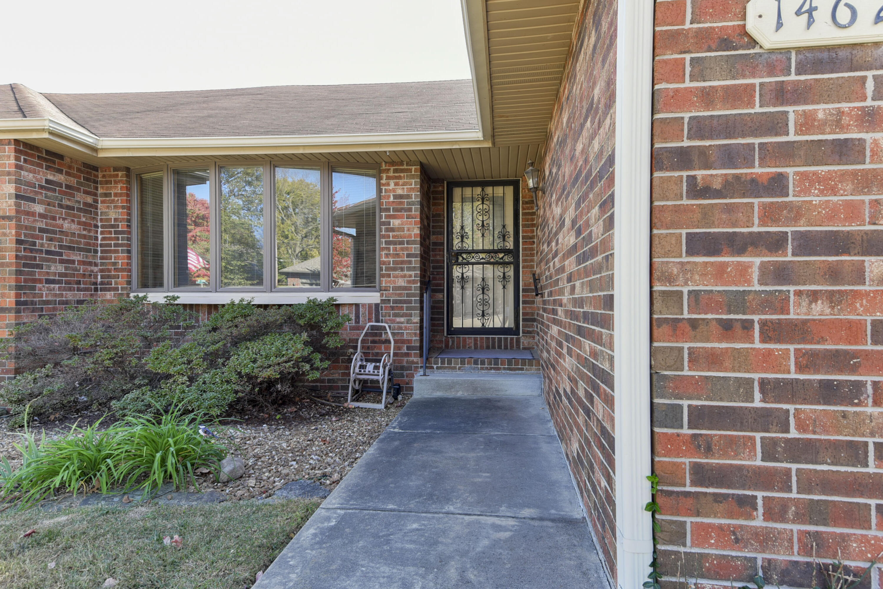 1462 East Powell Street Property Photo 37