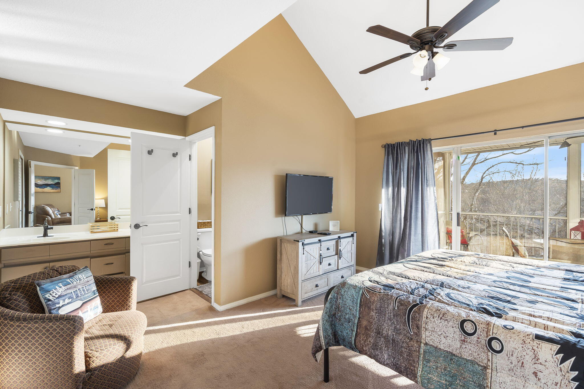 280 Meadow Ridge Lane Property Photo 14