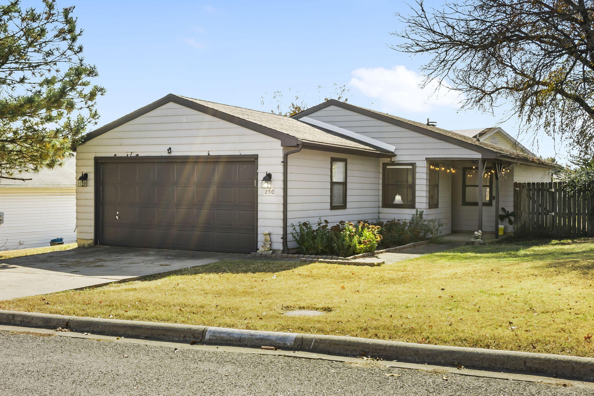 250 Fox Ridge Road Property Photo