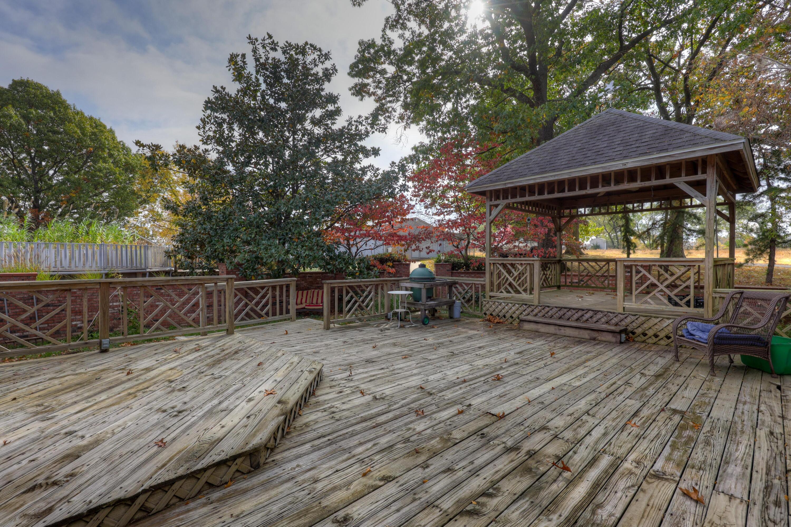 5910 South Baker Boulevard Property Photo 10