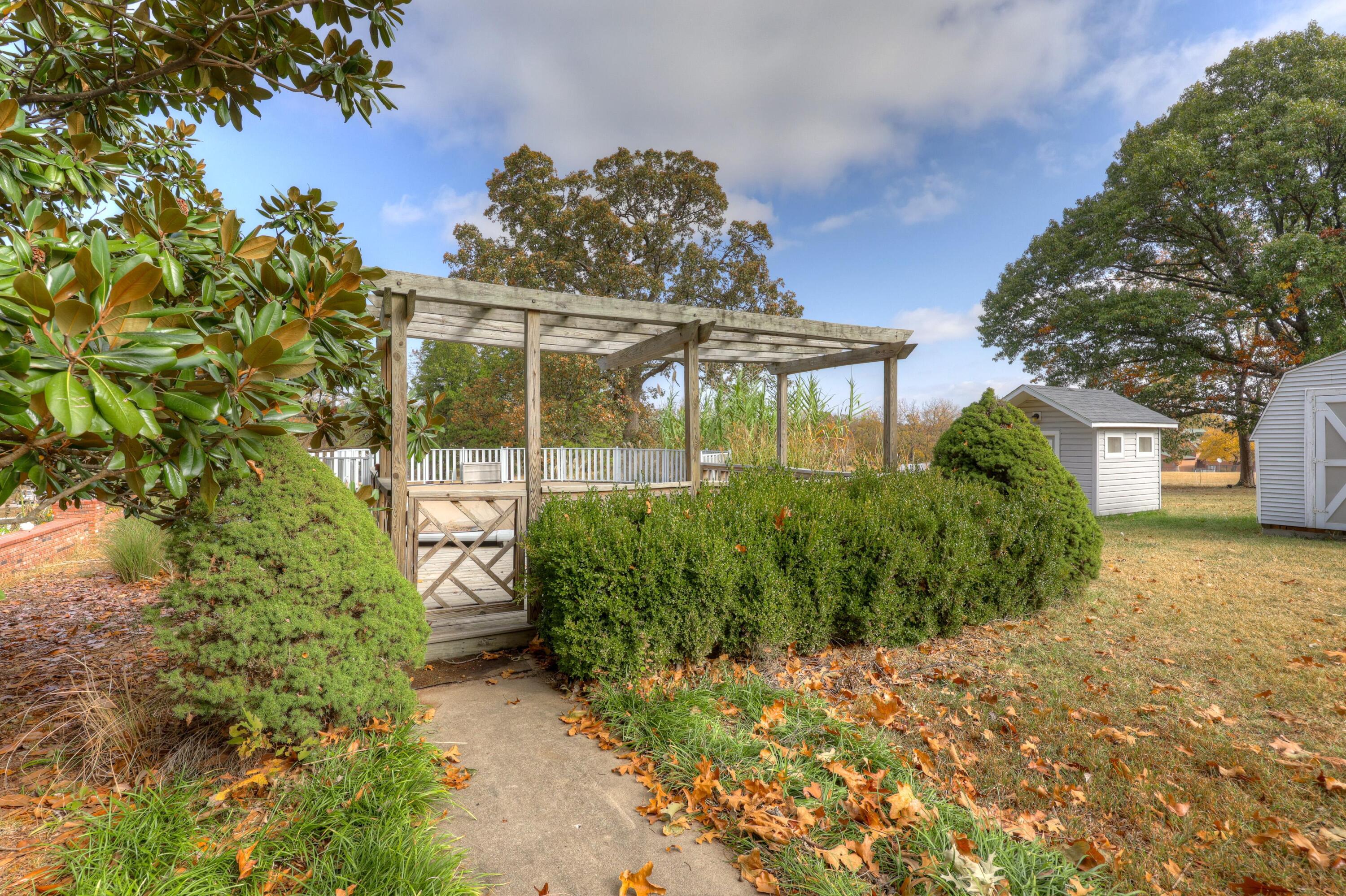 5910 South Baker Boulevard Property Photo 14
