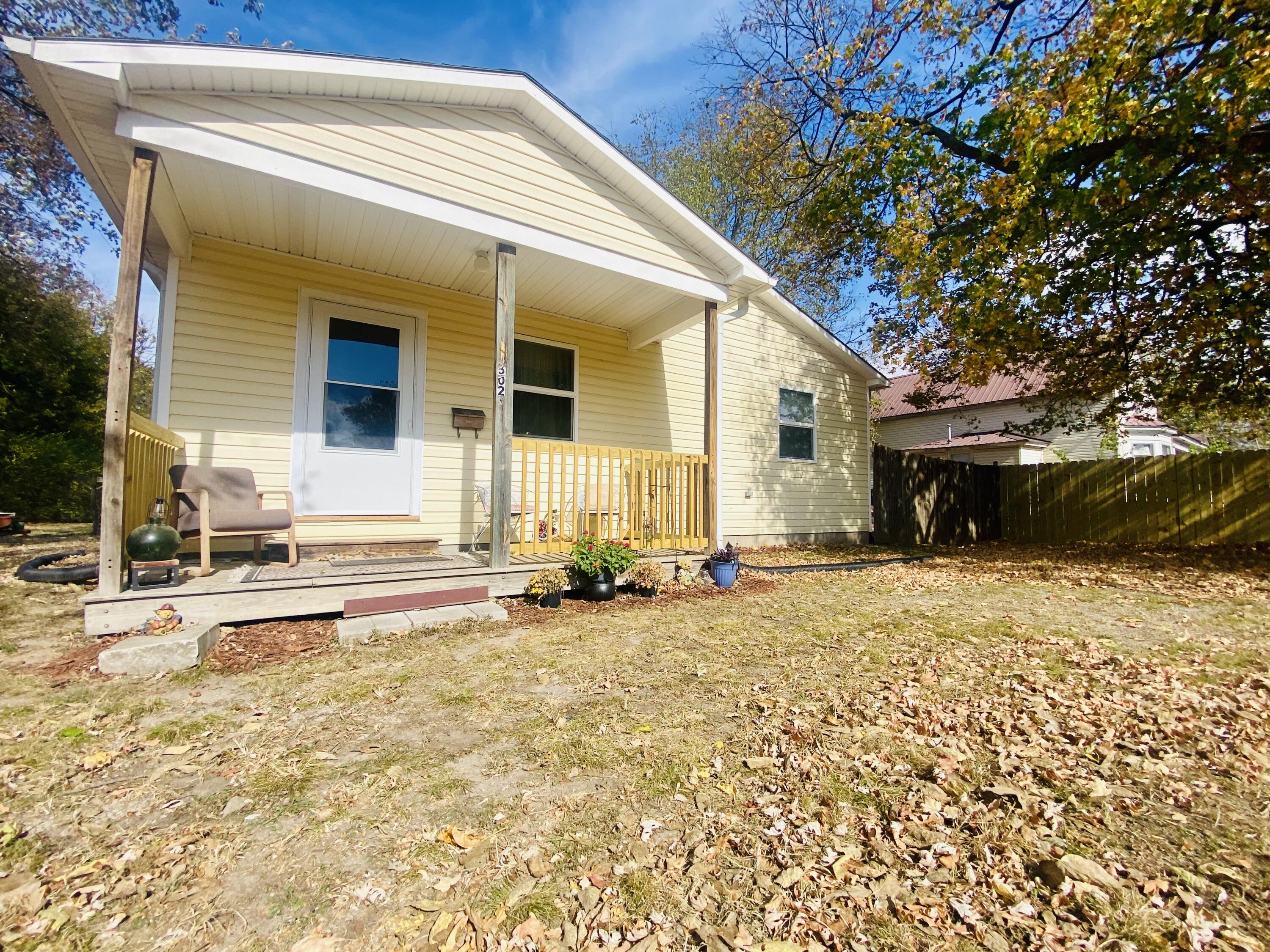 502 Maple Street Property Photo 2