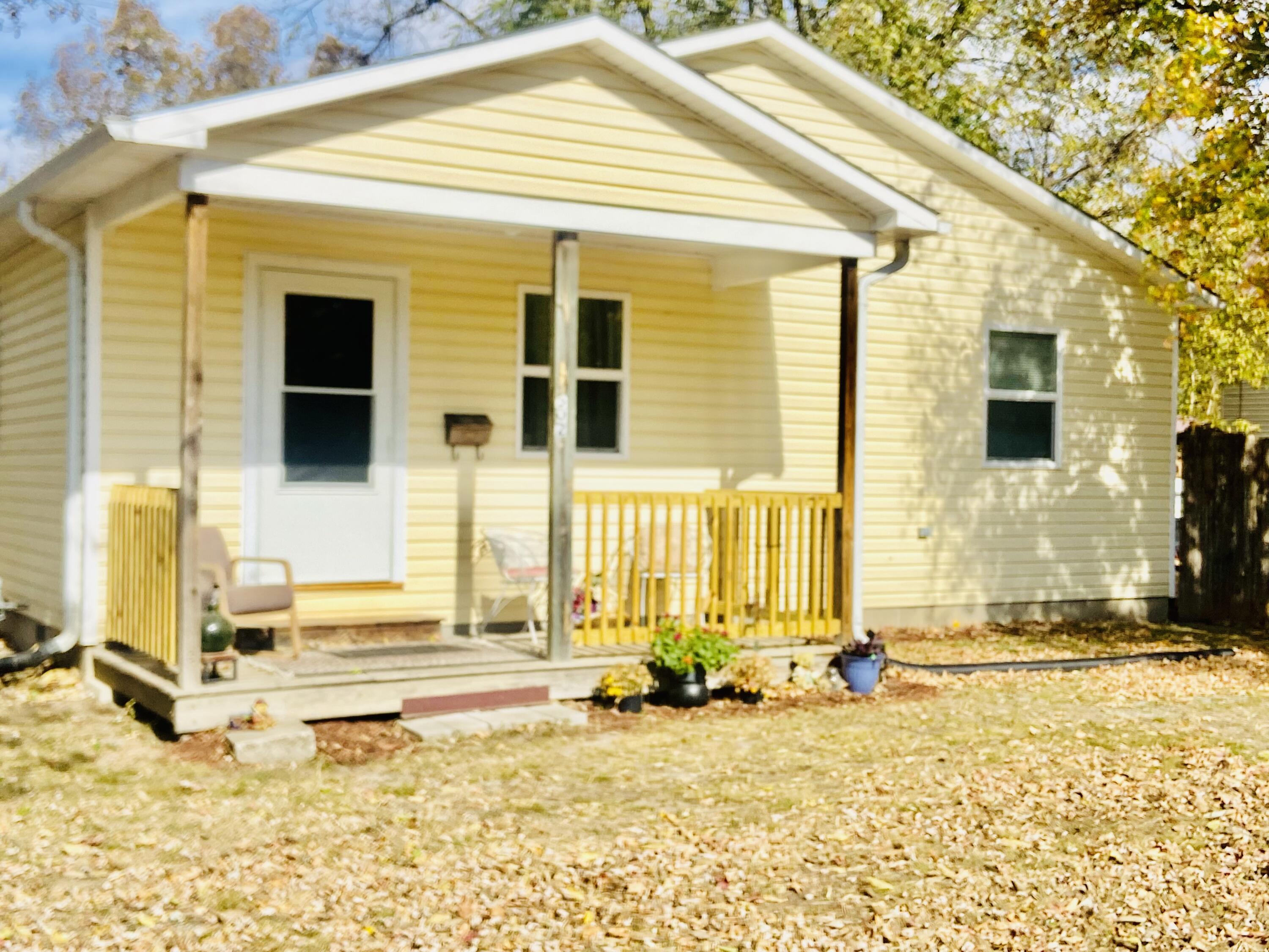 502 Maple Street Property Photo 4