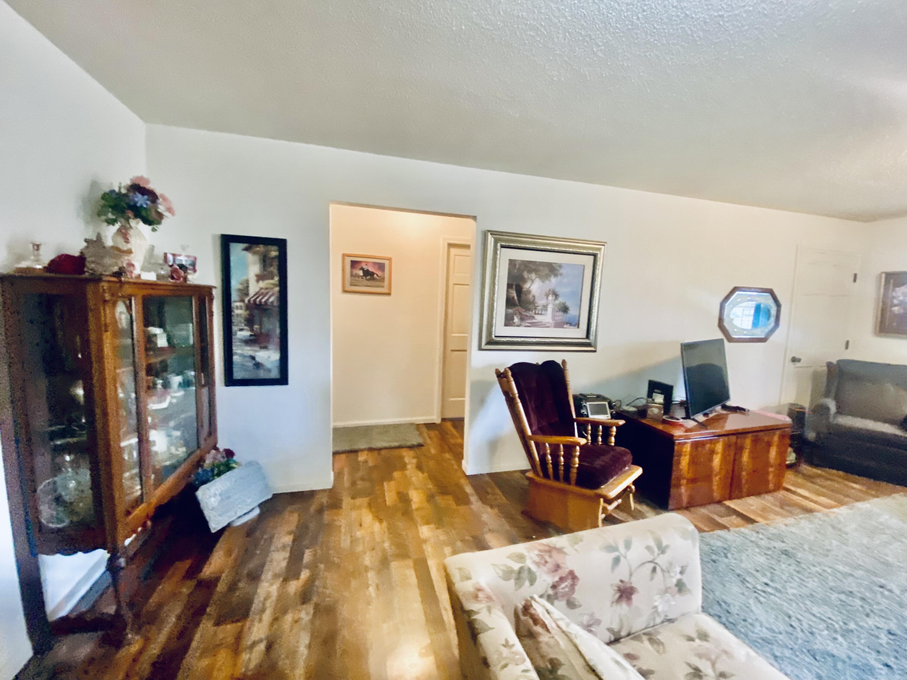 502 Maple Street Property Photo 11